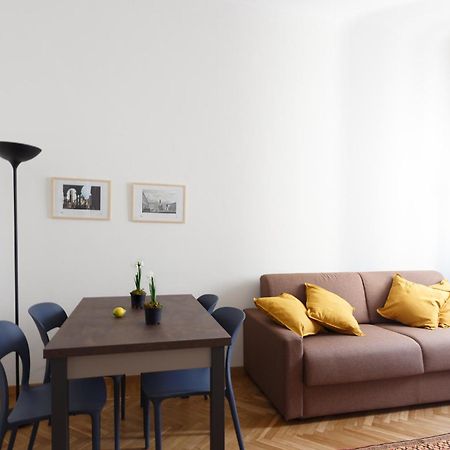 Renovated 3 Bedroom Apartment In The City Center Torino Eksteriør billede