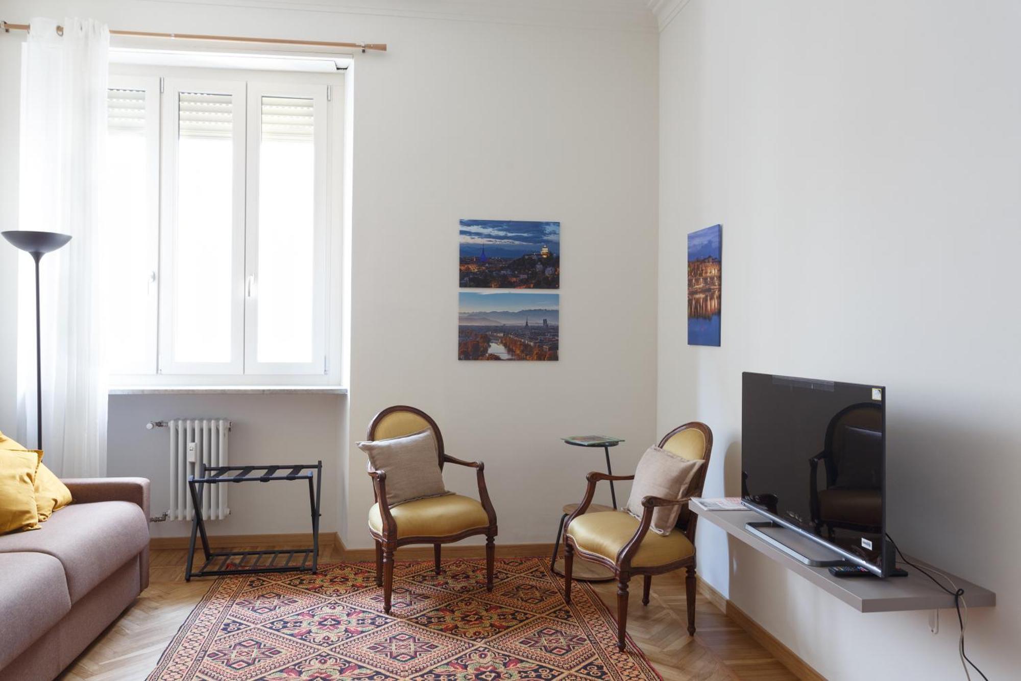Renovated 3 Bedroom Apartment In The City Center Torino Eksteriør billede